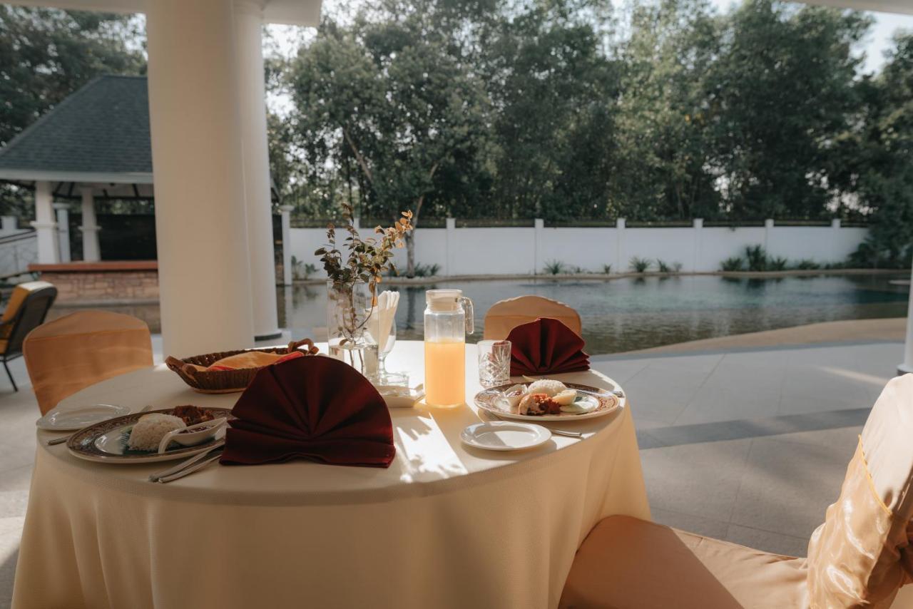 The Kahaani Hotel Айер Керо Екстериор снимка