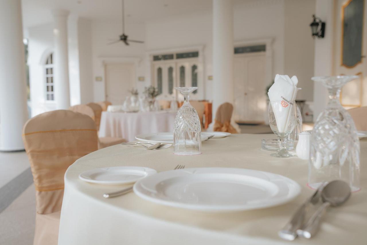 The Kahaani Hotel Айер Керо Екстериор снимка